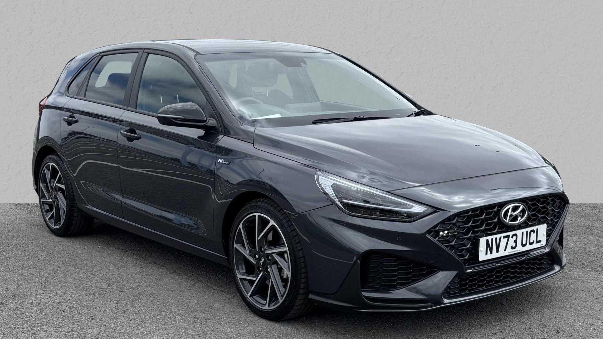 Main listing image - Hyundai i30