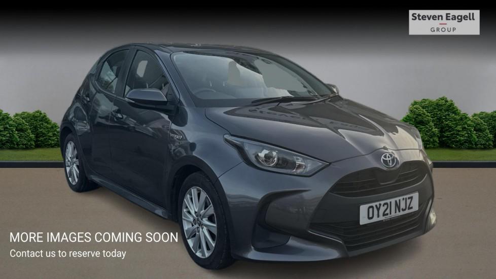 Main listing image - Toyota Yaris