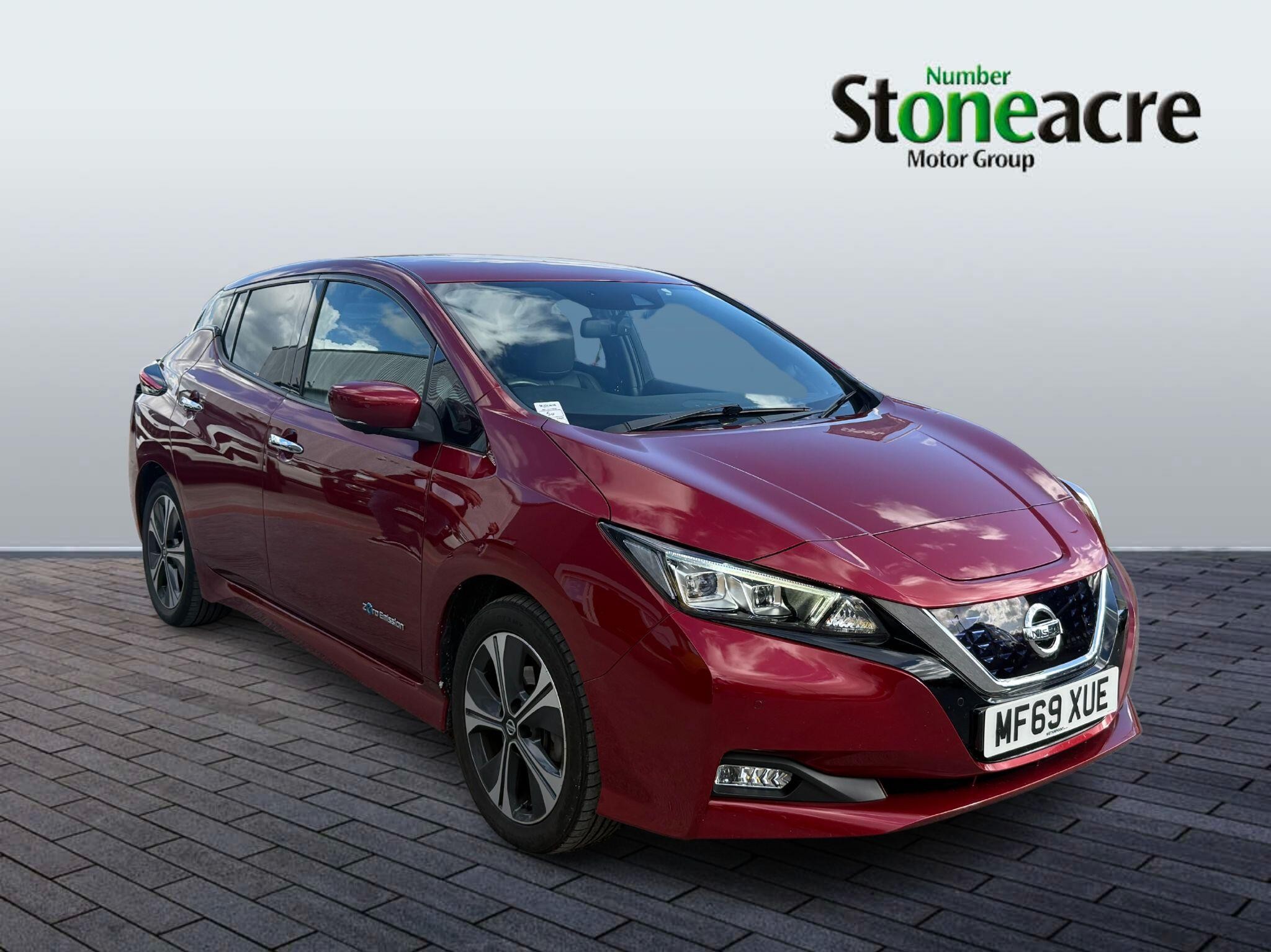 Main listing image - Nissan Leaf