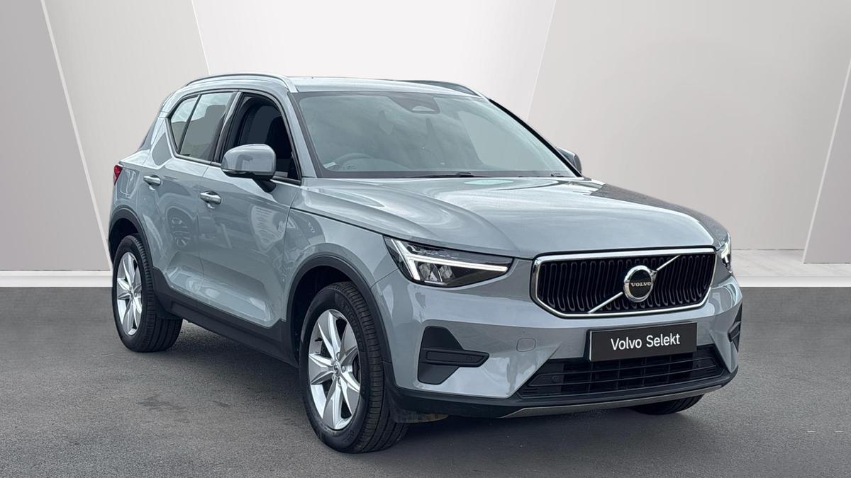 Main listing image - Volvo XC40