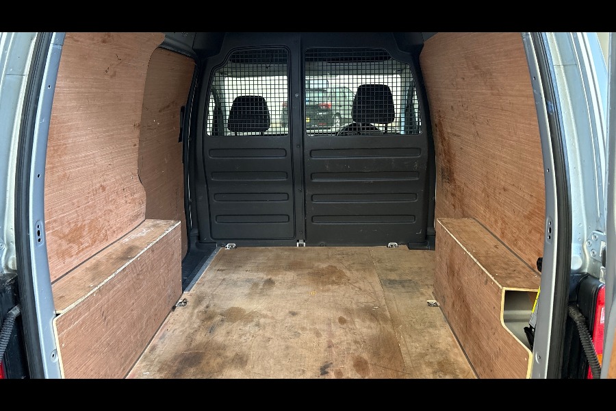 Main listing image - Volkswagen Caddy