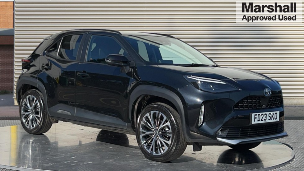 Main listing image - Toyota Yaris Cross