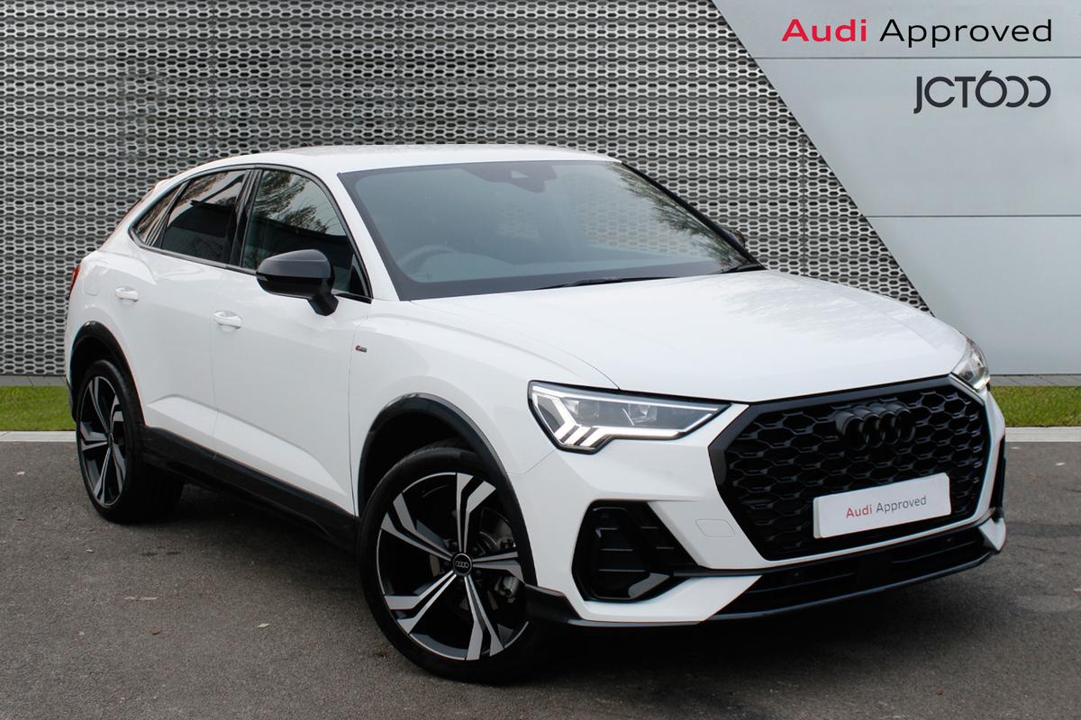 Main listing image - Audi Q3