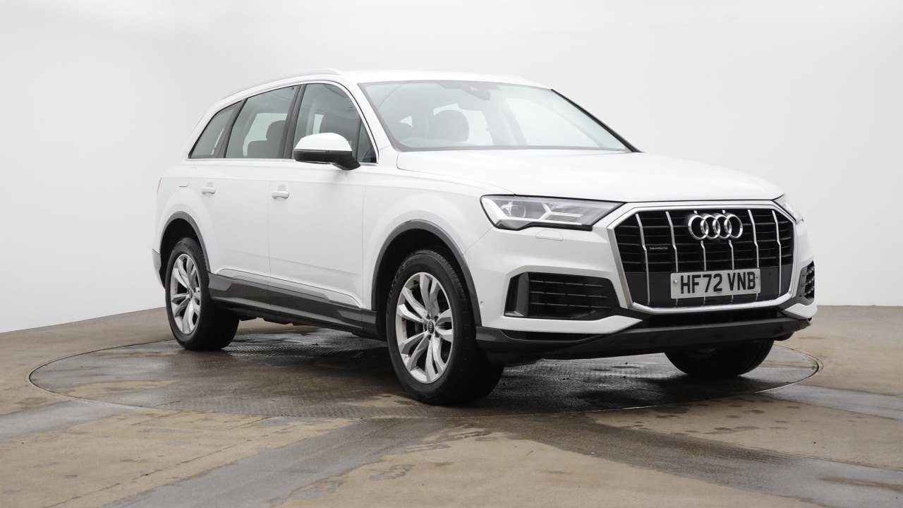 Main listing image - Audi Q7