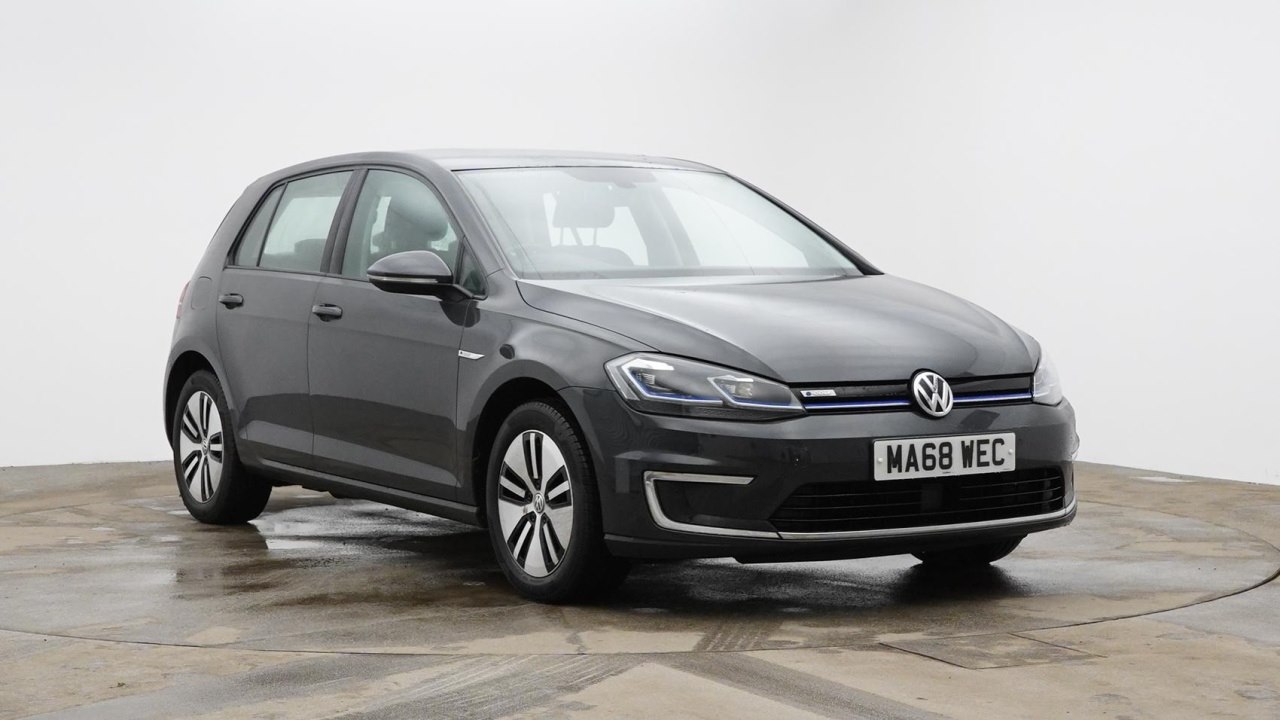 Main listing image - Volkswagen e-Golf