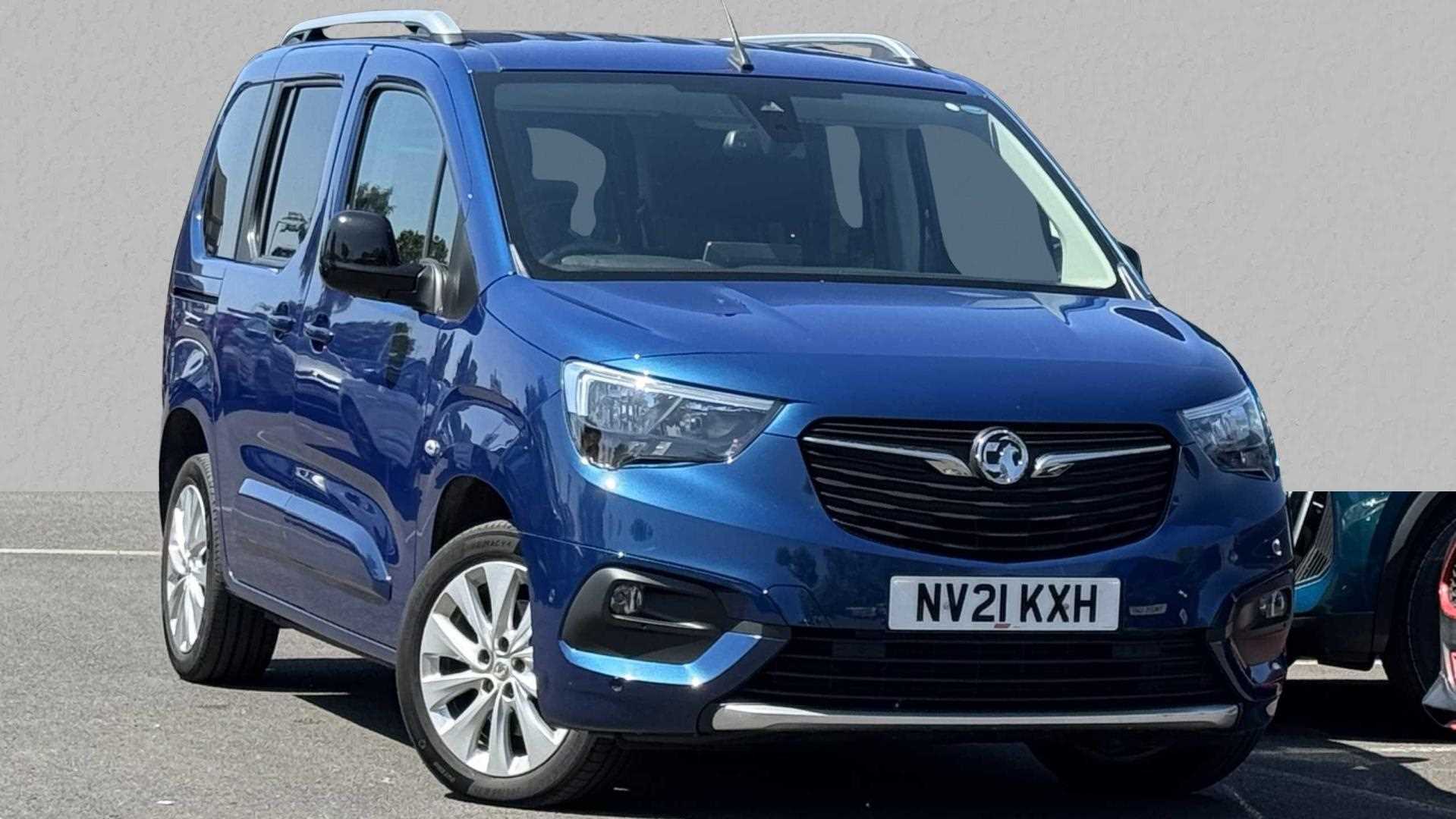Main listing image - Vauxhall Combo Life
