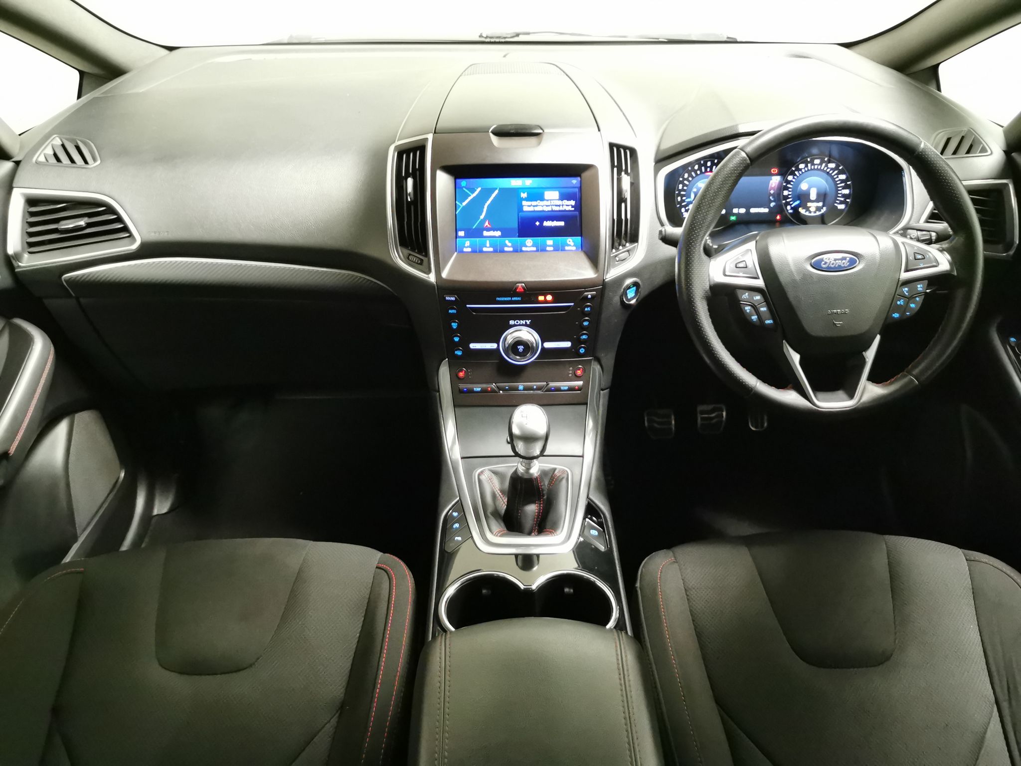 Main listing image - Ford S-MAX