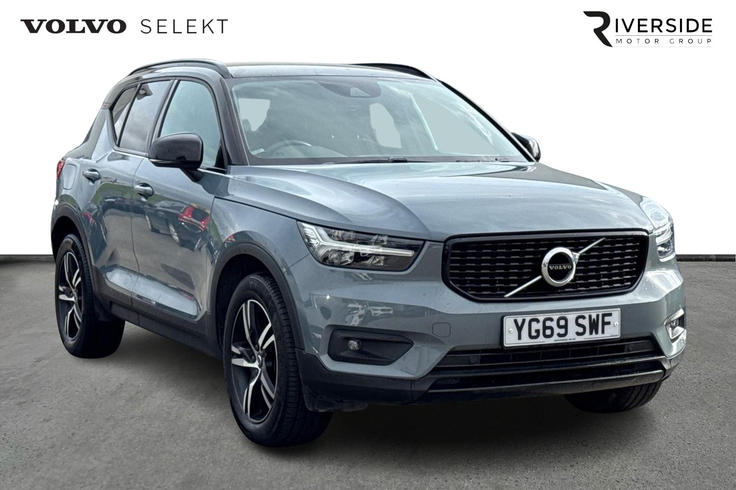 Main listing image - Volvo XC40