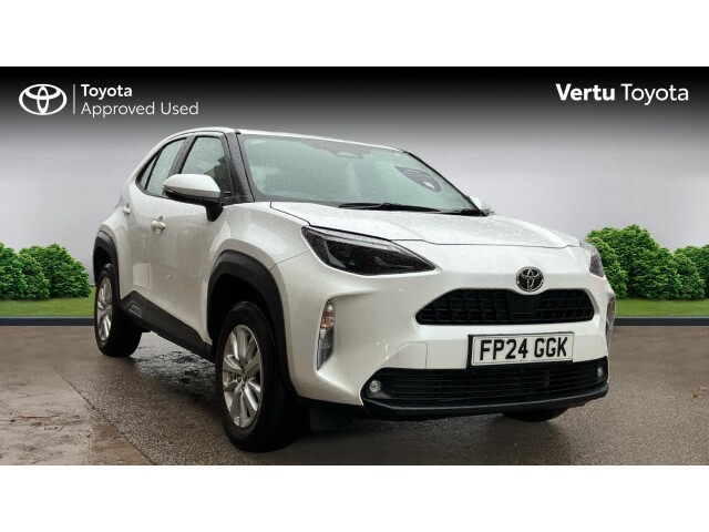 Main listing image - Toyota Yaris Cross