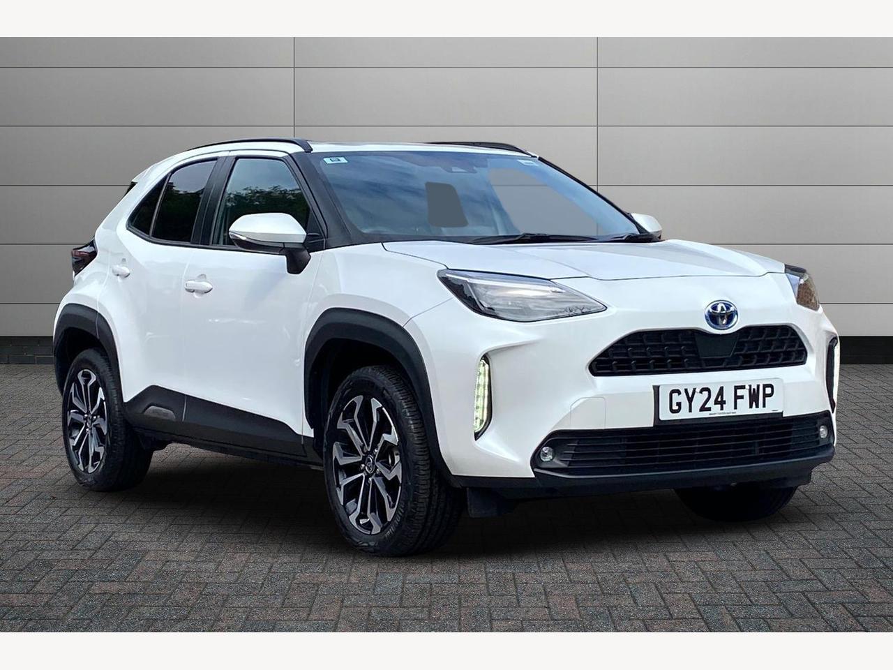 Main listing image - Toyota Yaris Cross