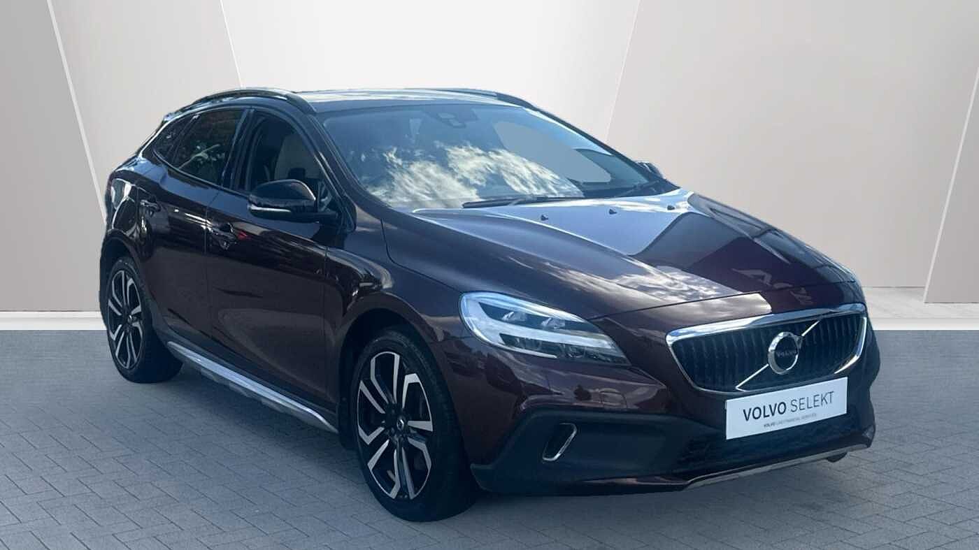 Main listing image - Volvo V40 Cross Country