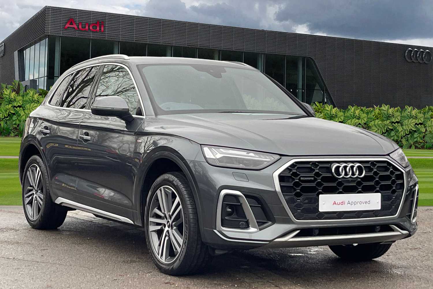 Main listing image - Audi Q5