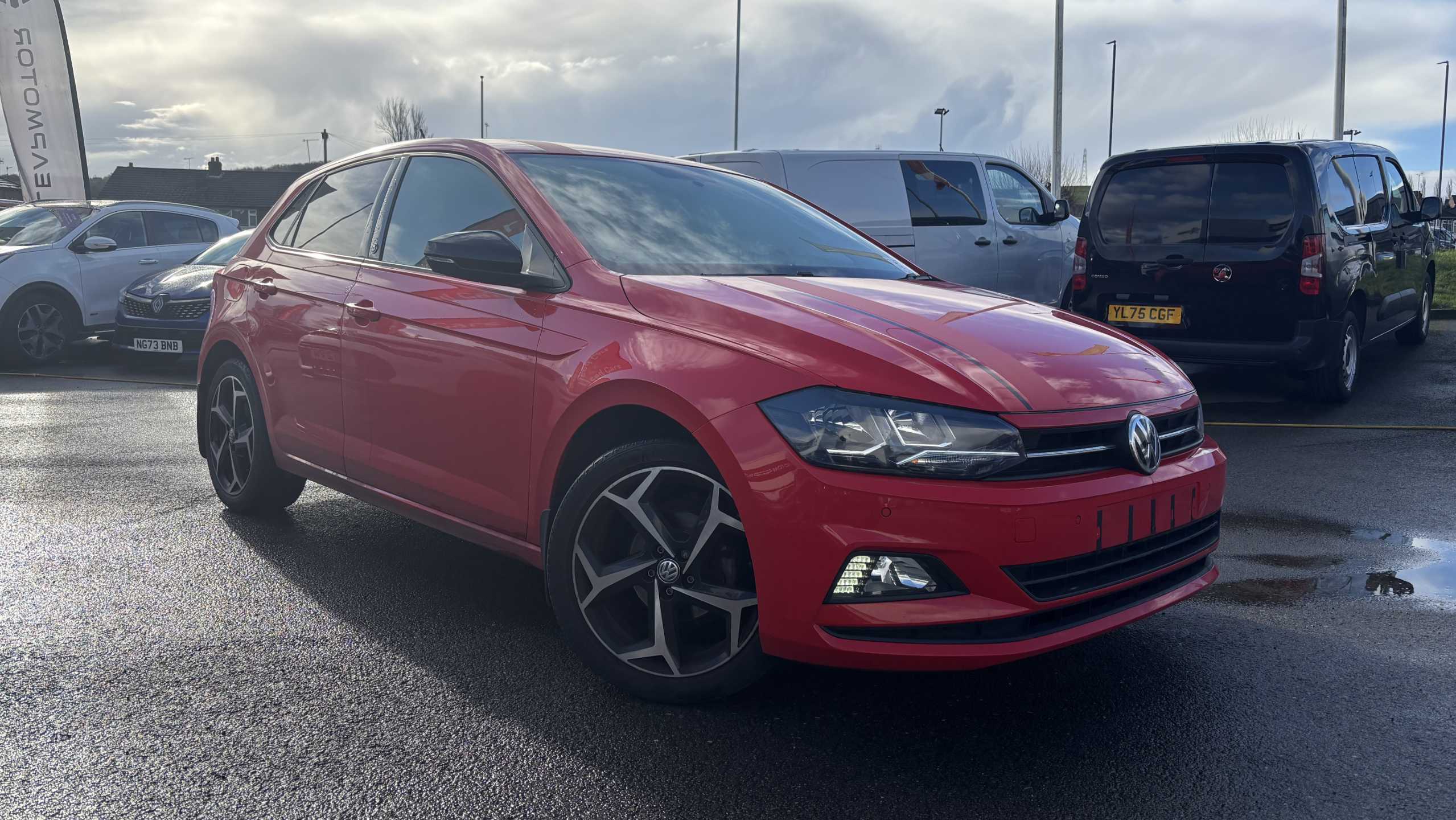 Main listing image - Volkswagen Polo