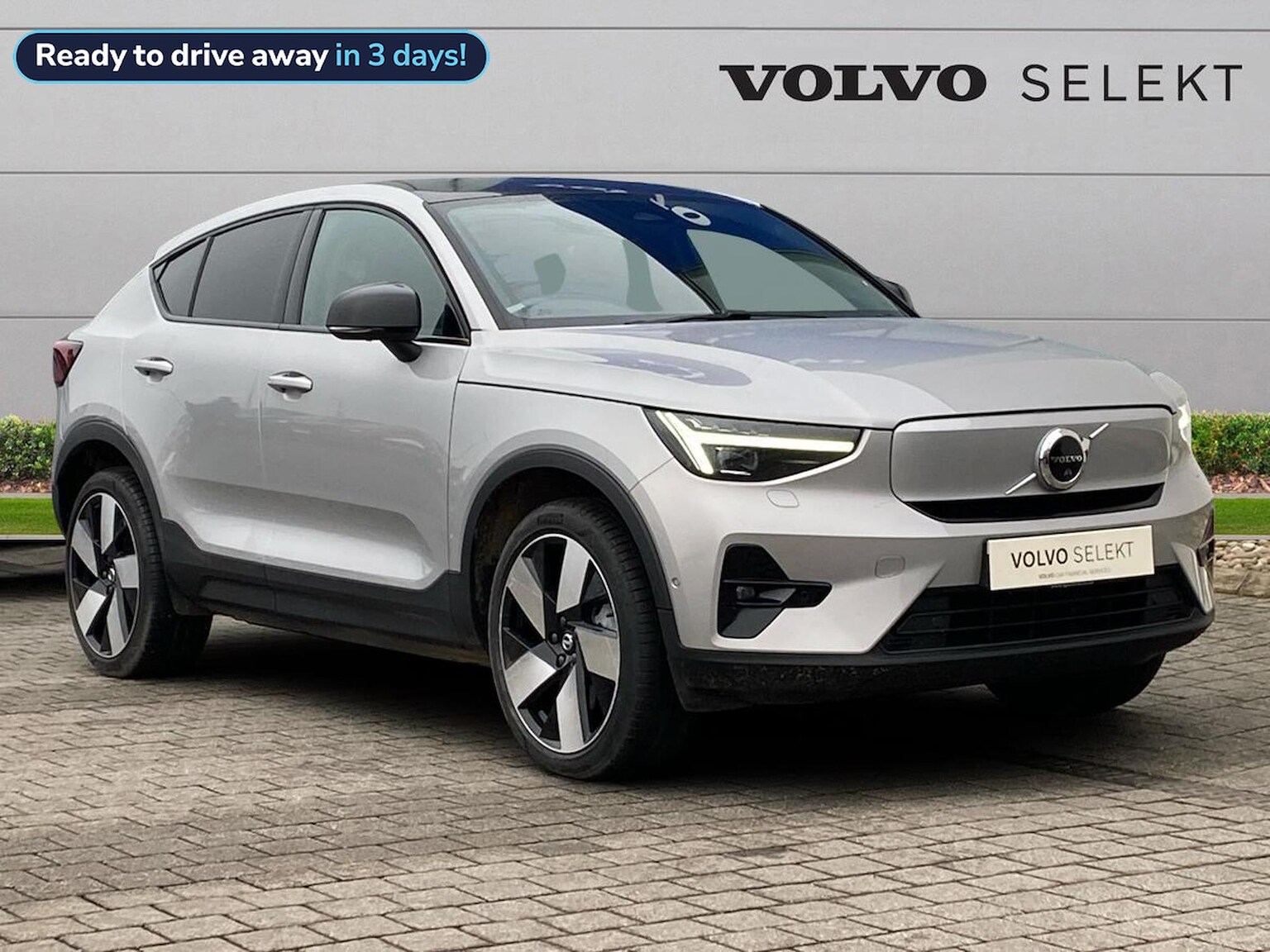 Main listing image - Volvo C40