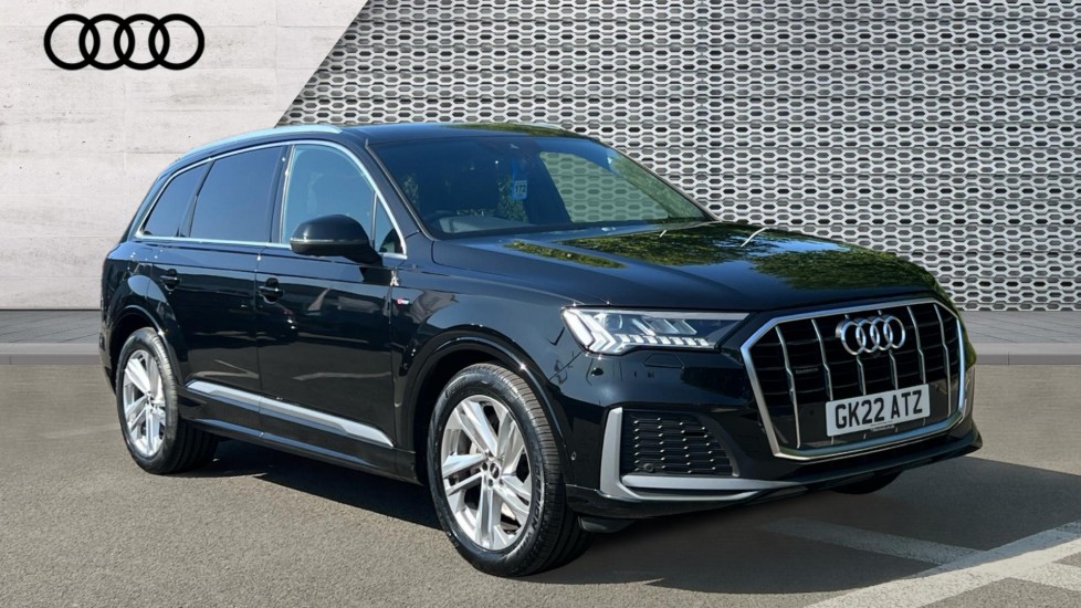 Main listing image - Audi Q7