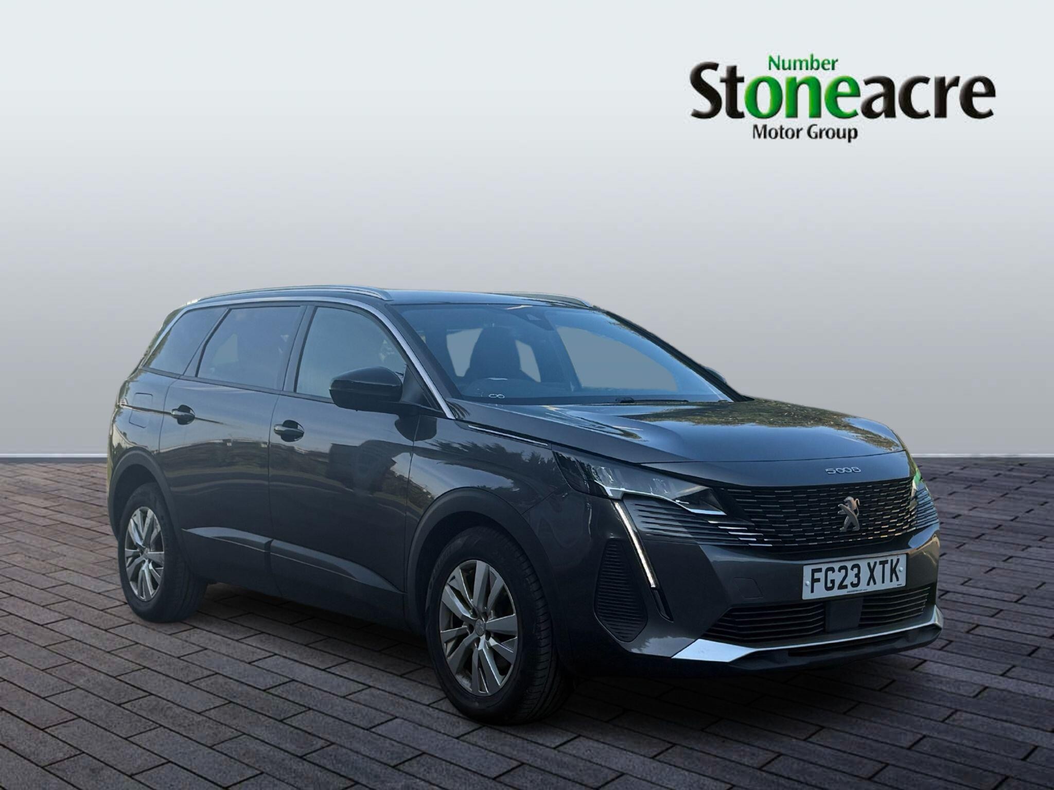 Main listing image - Peugeot 5008