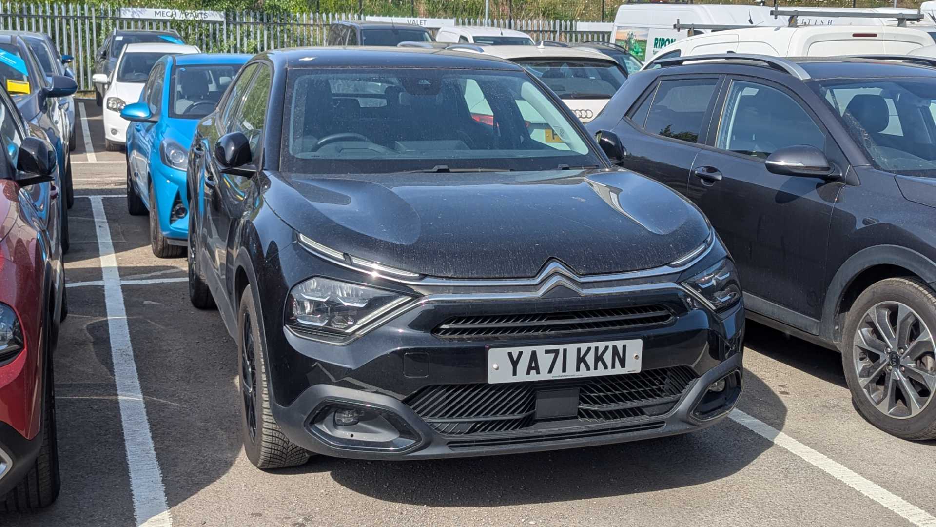 Main listing image - Citroen C4
