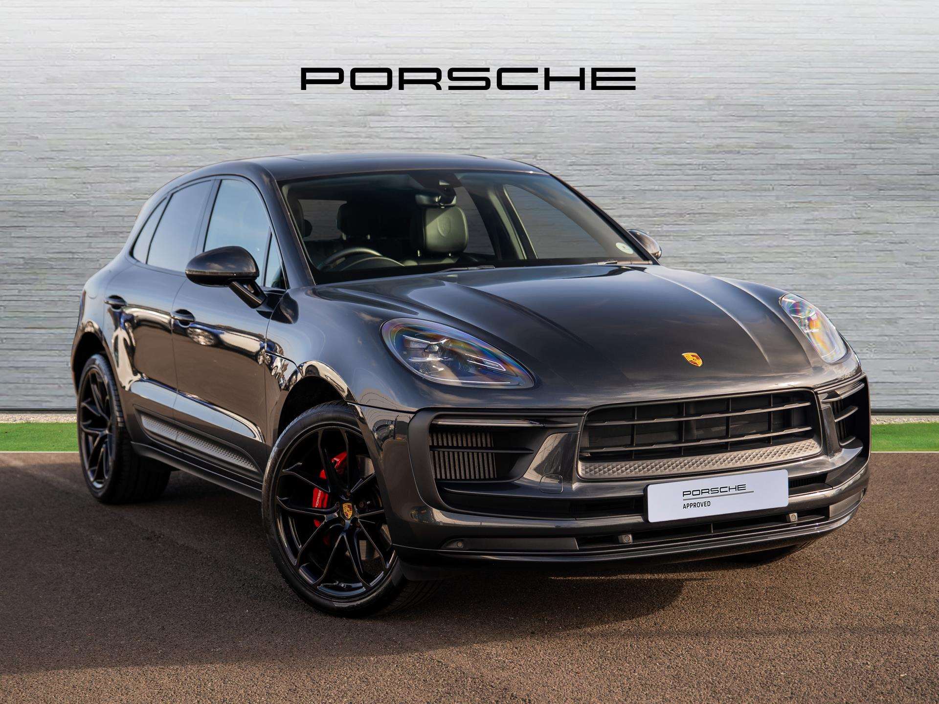 Main listing image - Porsche Macan