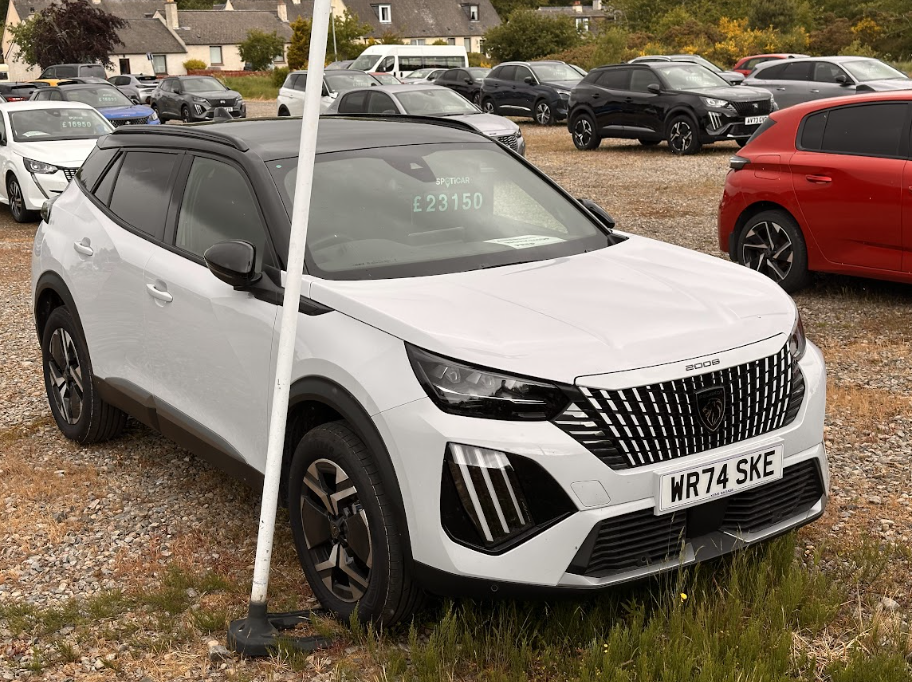 Main listing image - Peugeot 2008