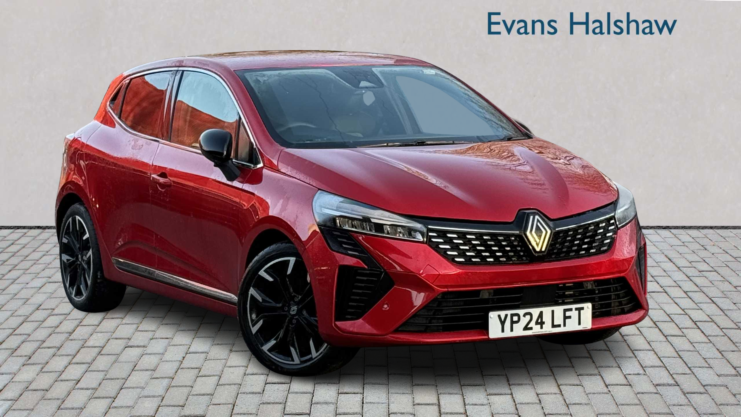 Main listing image - Renault Clio