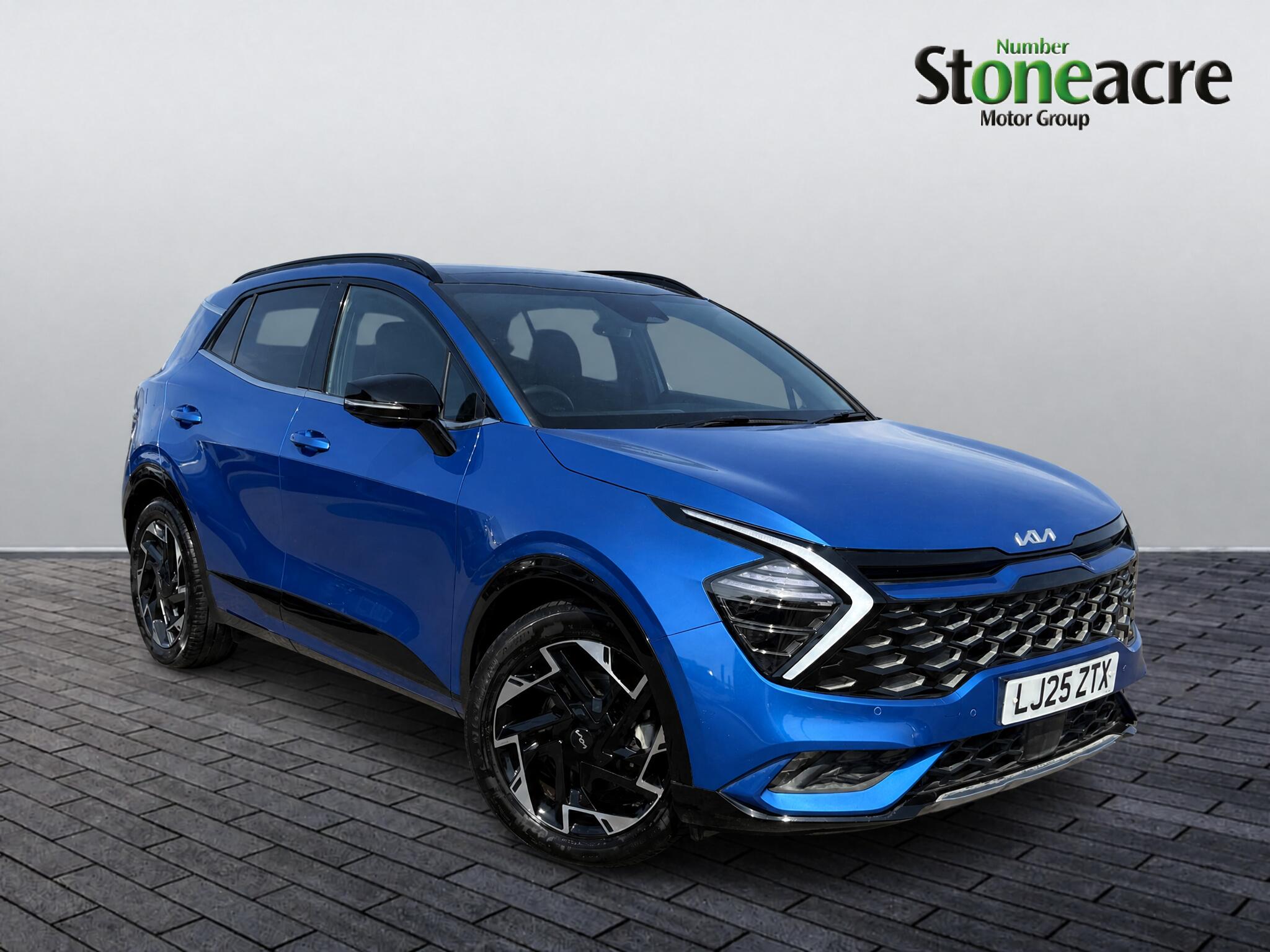 Main listing image - Kia Sportage