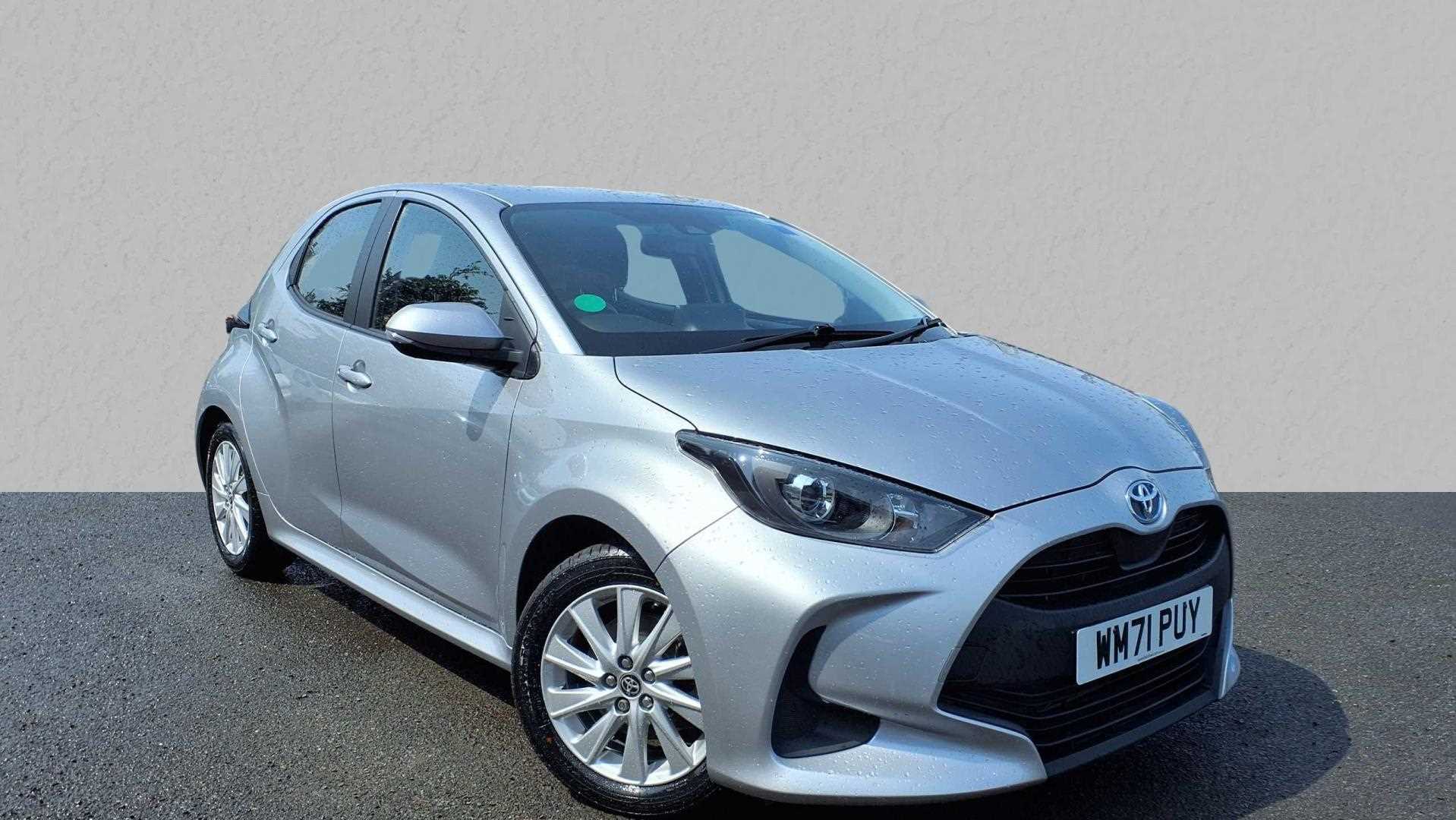 Main listing image - Toyota Yaris