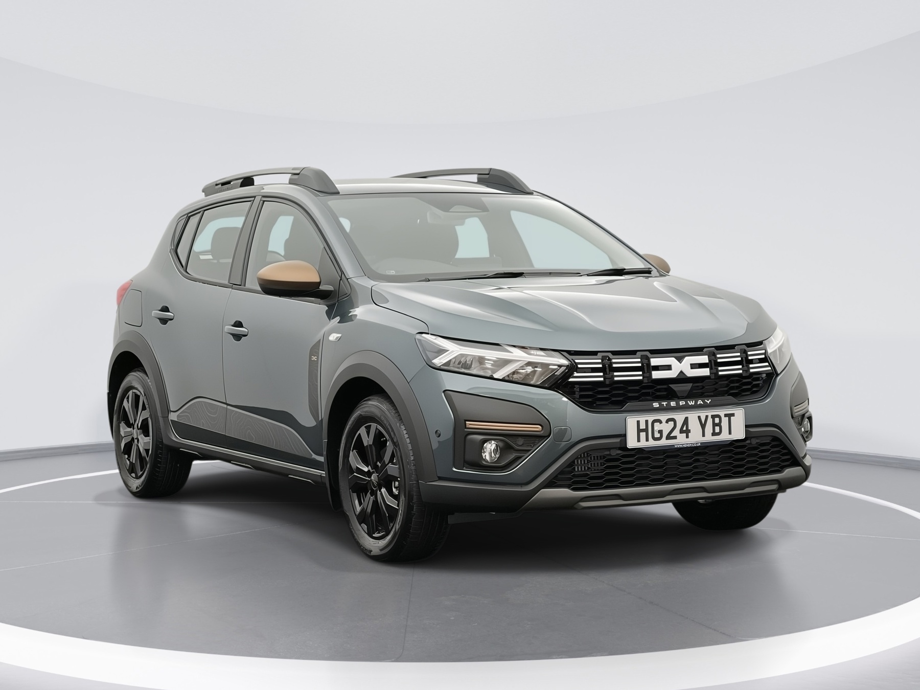 Main listing image - Dacia Sandero Stepway