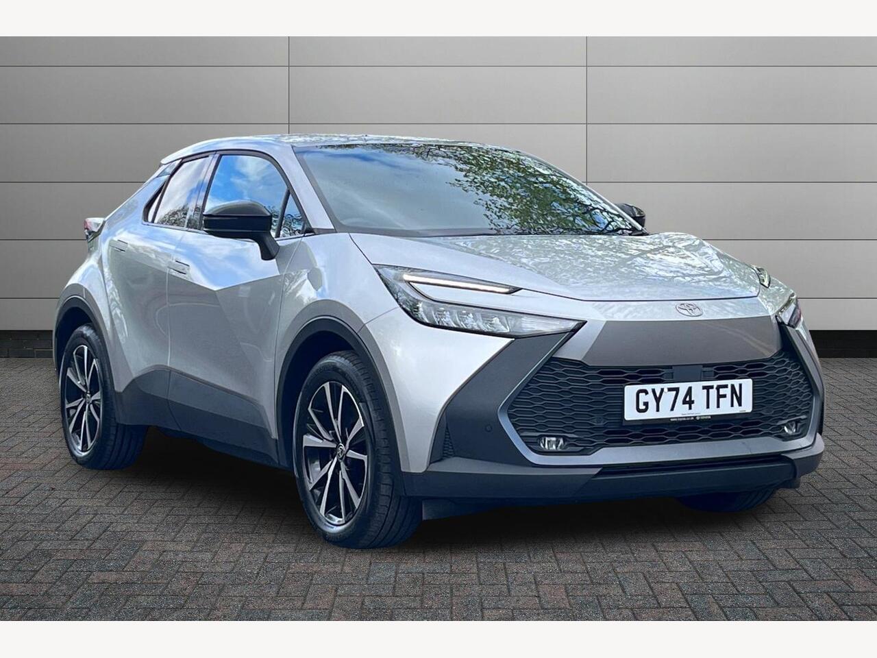Main listing image - Toyota C-HR