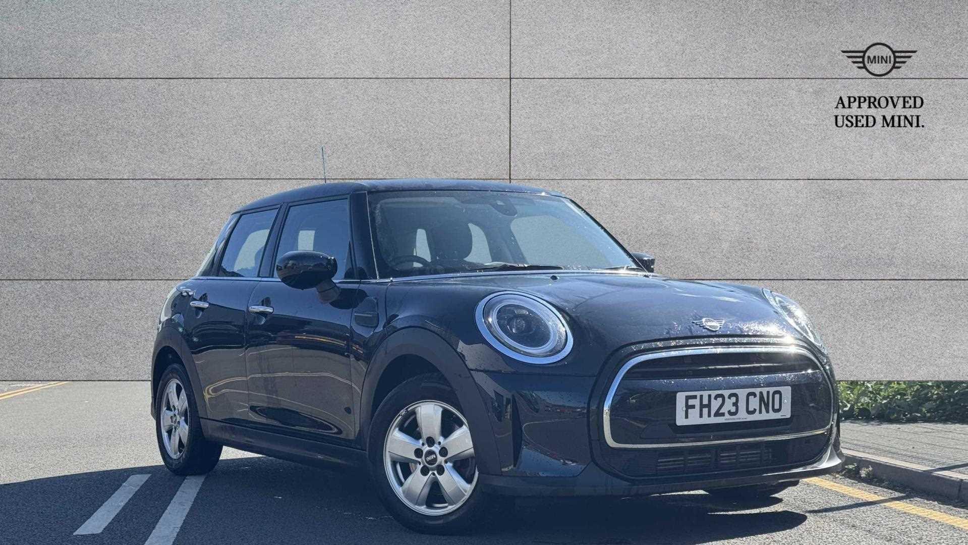 Main listing image - MINI Hatchback 5dr