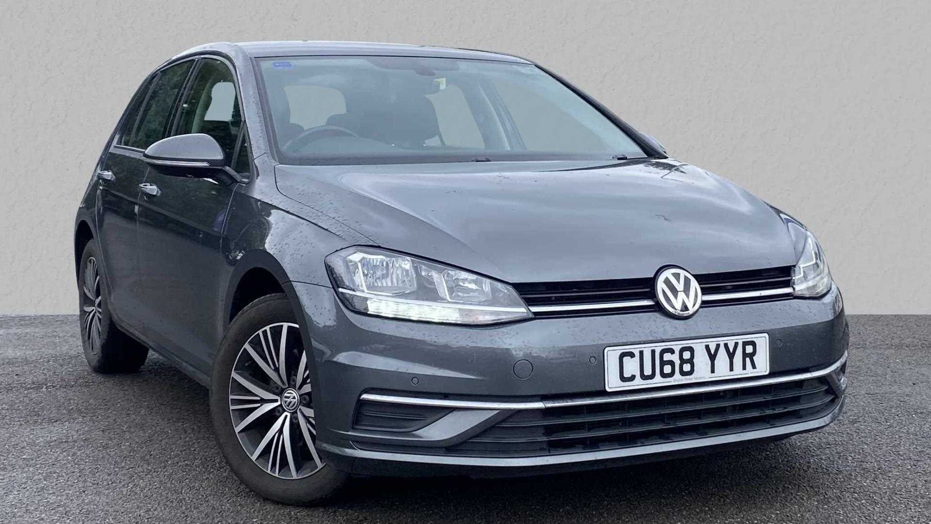 Main listing image - Volkswagen Golf