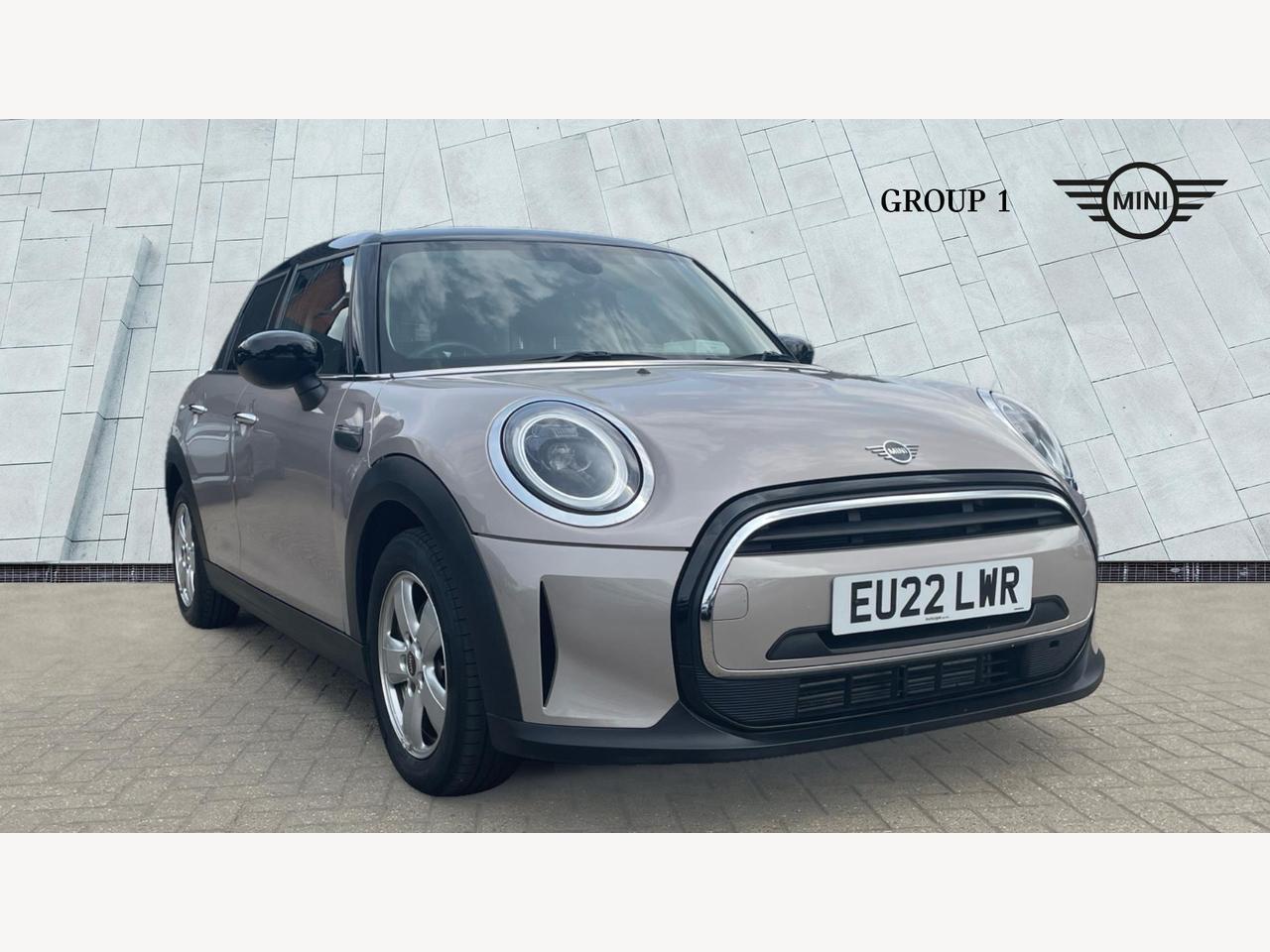 Main listing image - MINI Hatchback 5dr