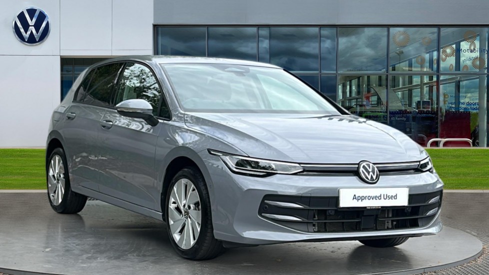Main listing image - Volkswagen Golf