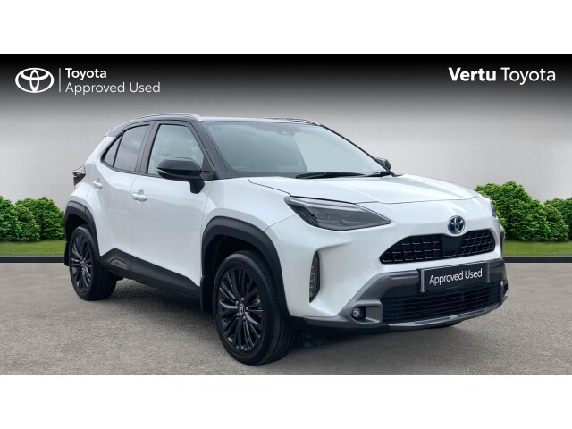 Main listing image - Toyota Yaris Cross