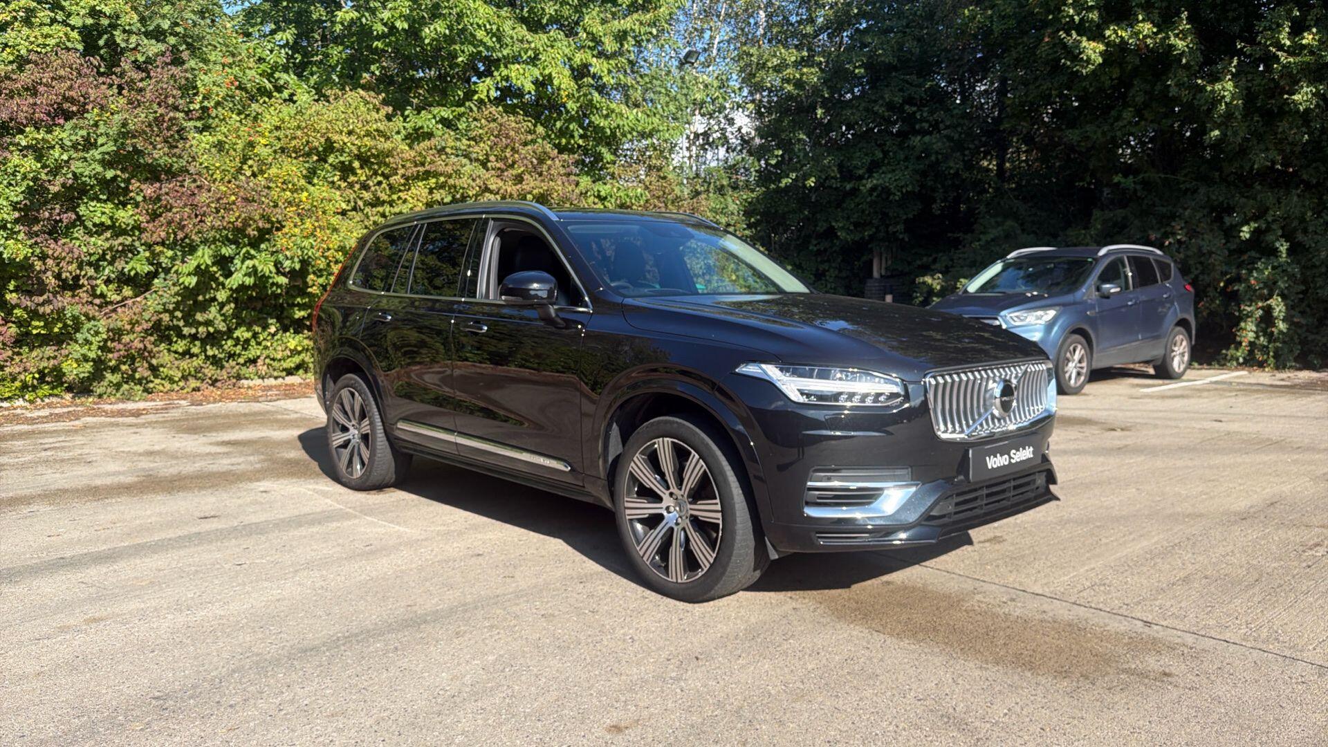 Main listing image - Volvo XC90