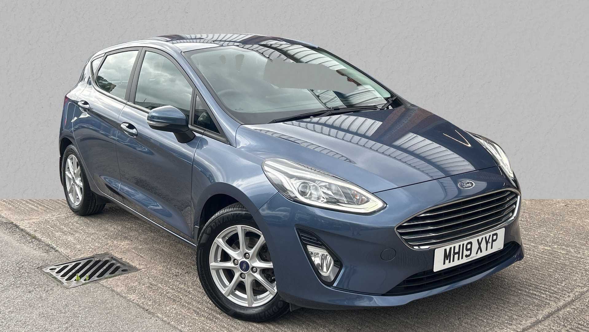 Main listing image - Ford Fiesta