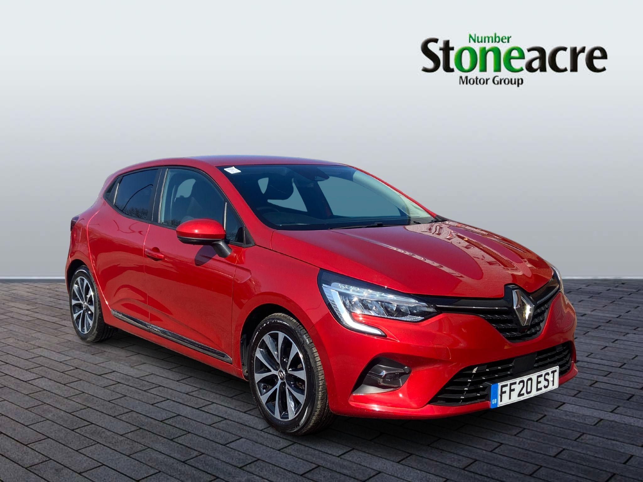 Main listing image - Renault Clio