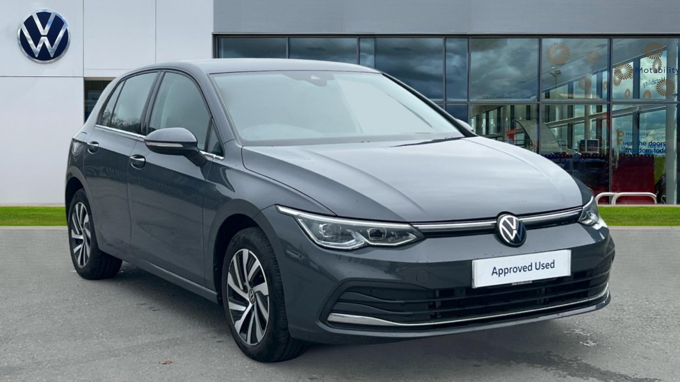 Main listing image - Volkswagen Golf