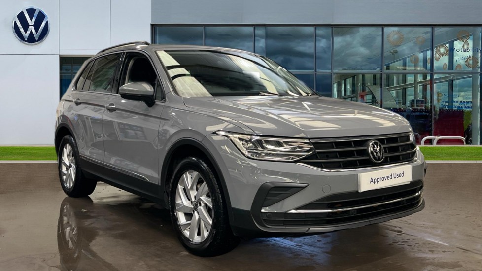 Main listing image - Volkswagen Tiguan