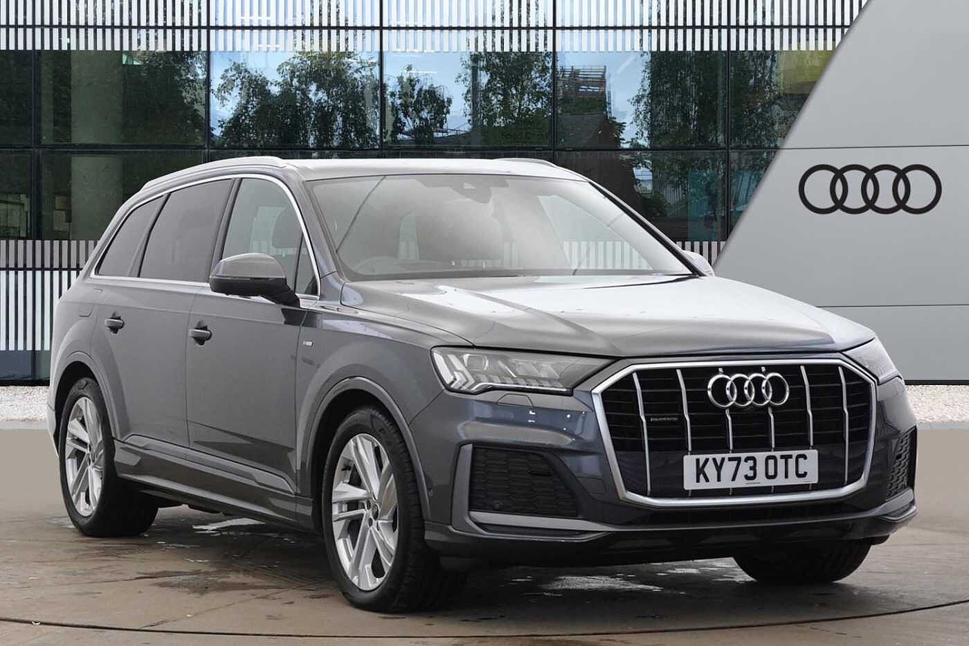 Main listing image - Audi Q7