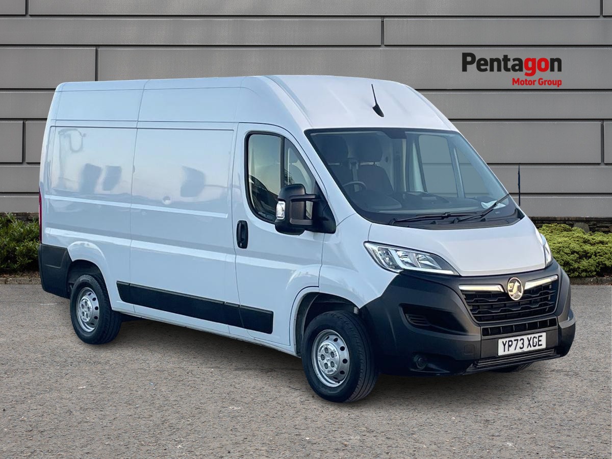 Main listing image - Vauxhall Movano