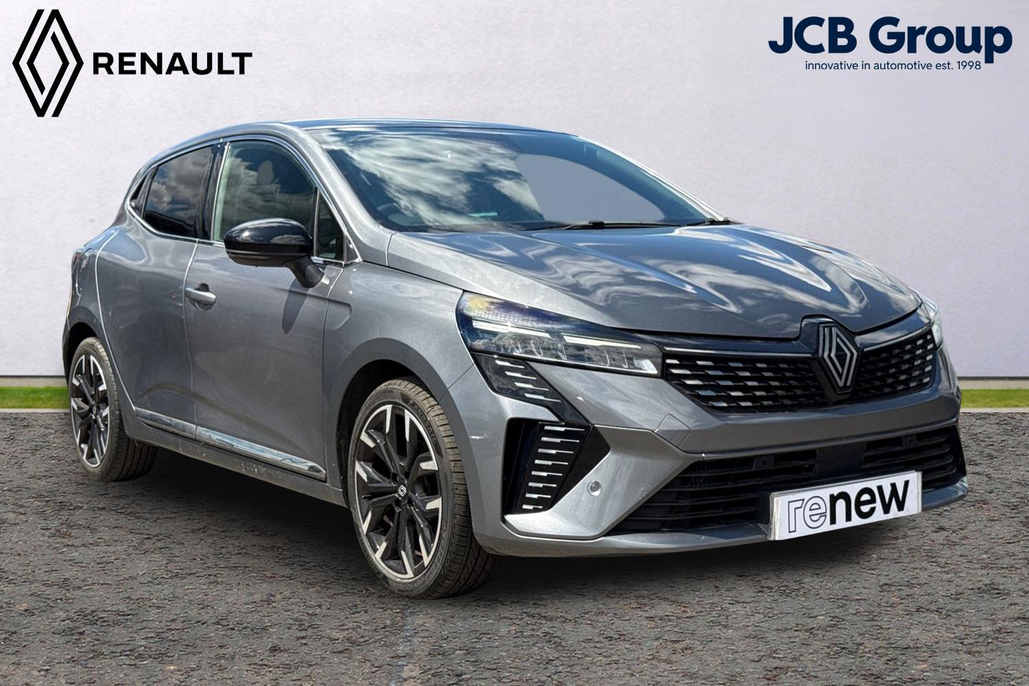 Main listing image - Renault Clio