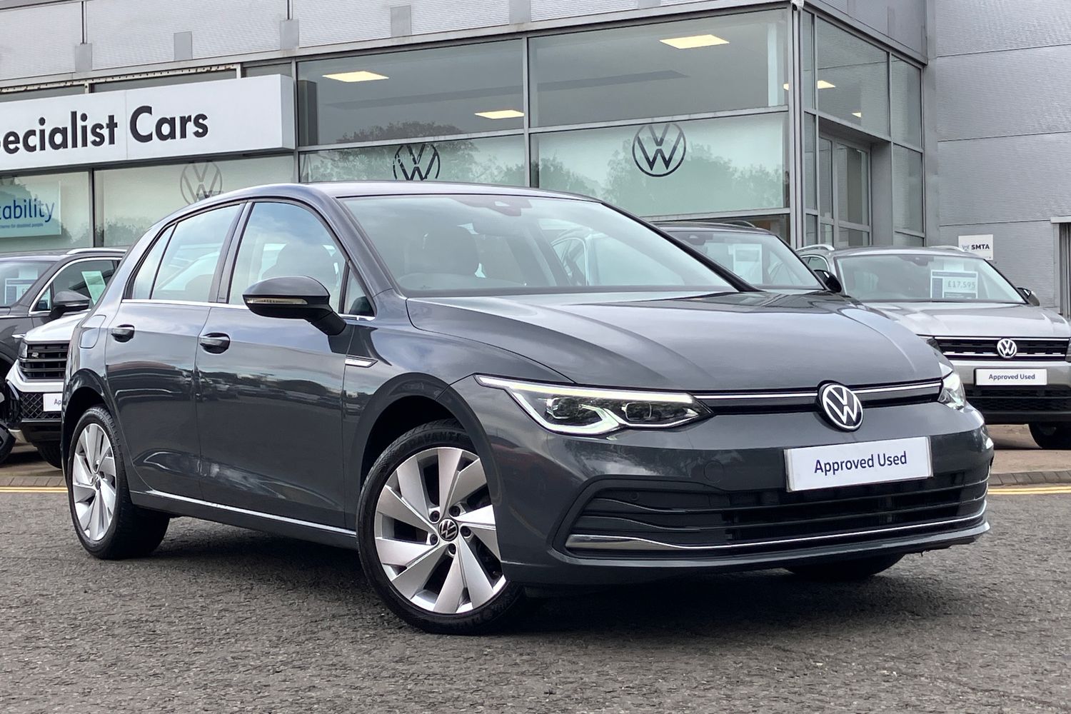 Main listing image - Volkswagen Golf