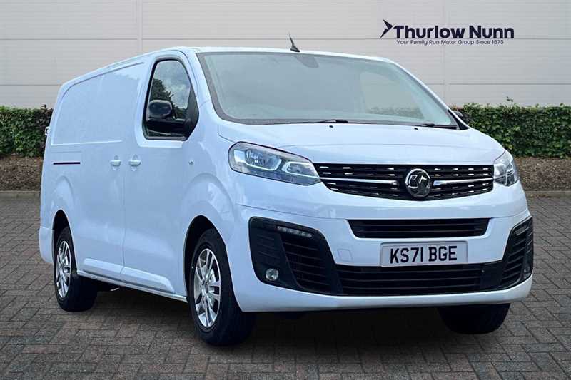 Main listing image - Vauxhall Vivaro