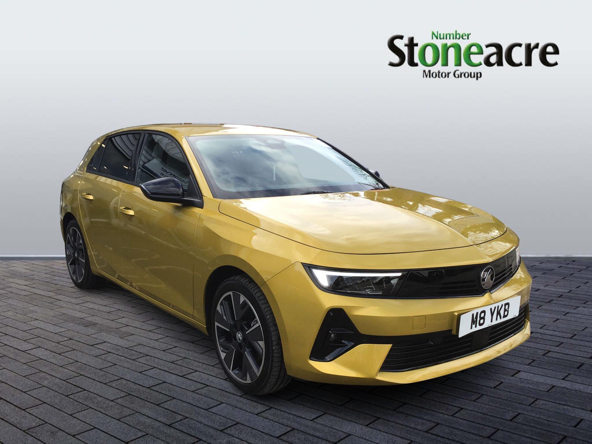 Main listing image - Vauxhall Astra