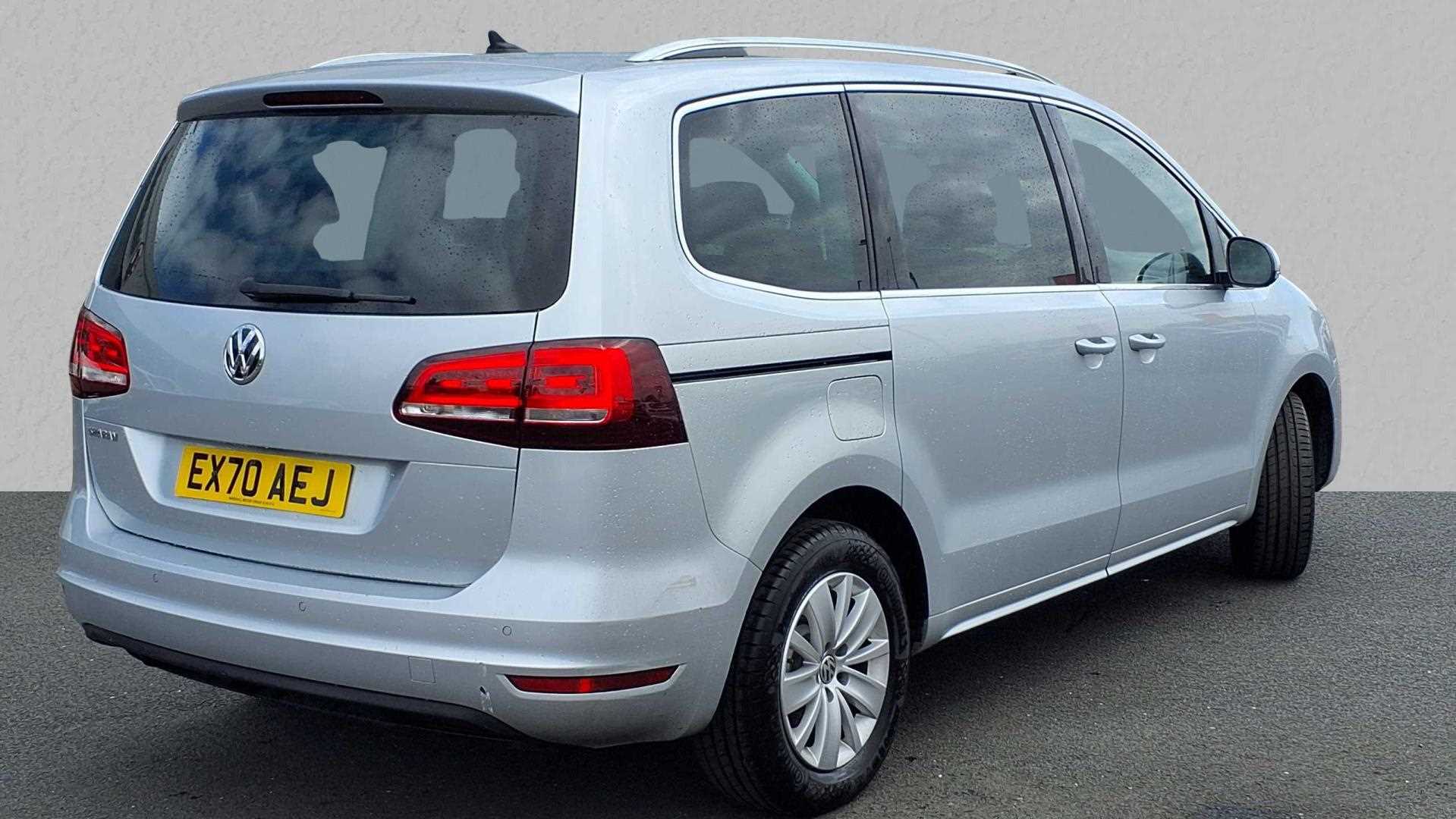 Main listing image - Volkswagen Sharan