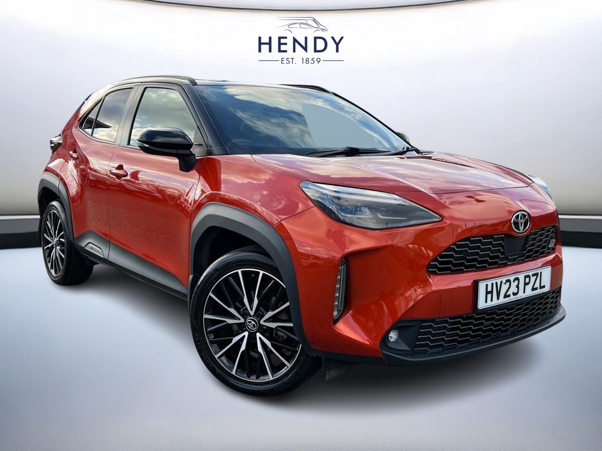 Main listing image - Toyota Yaris Cross