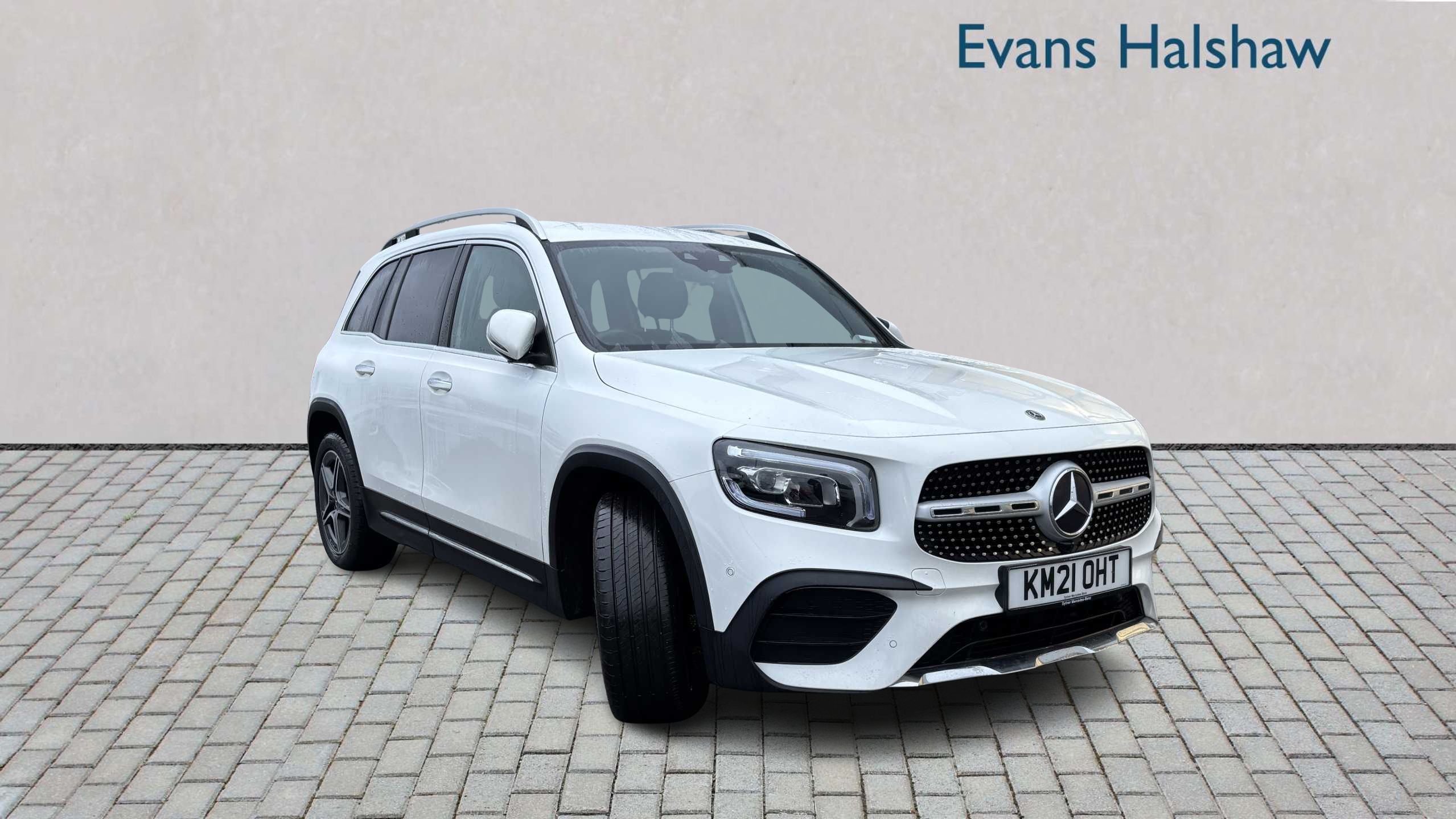 Main listing image - Mercedes-Benz GLB