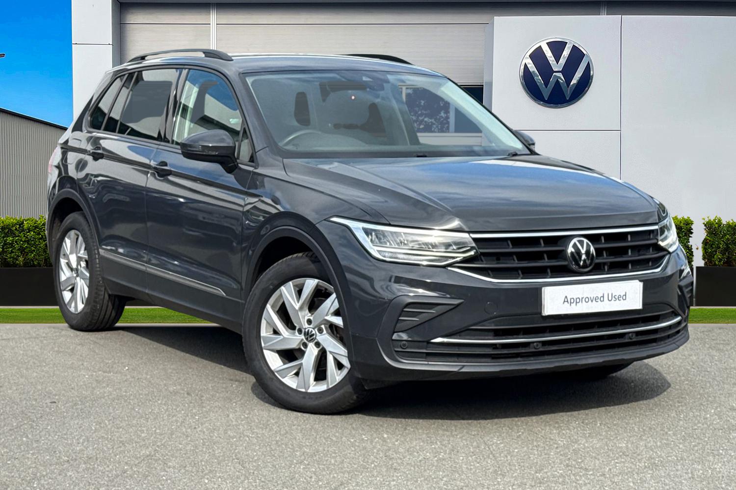 Main listing image - Volkswagen Tiguan