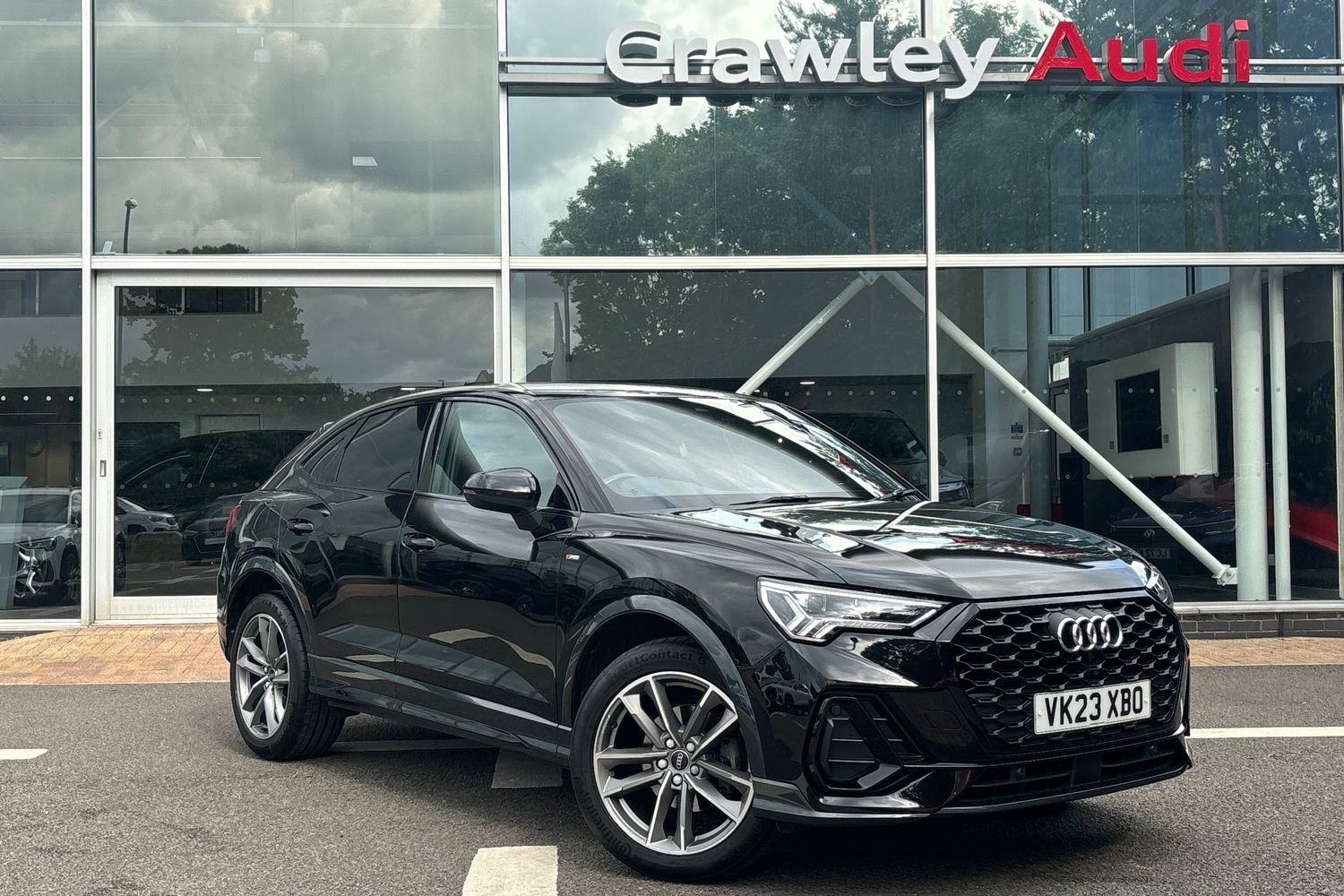 Main listing image - Audi Q3
