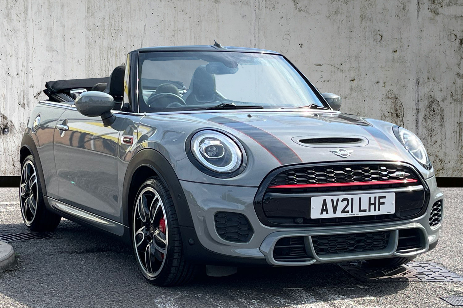 Main listing image - MINI Convertible